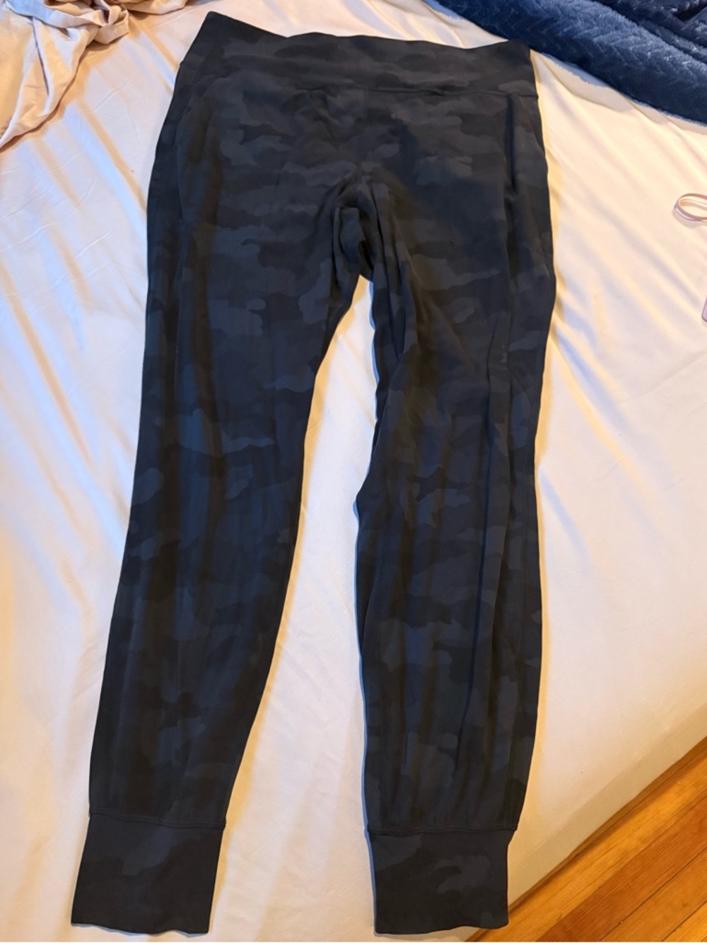 Lululemon Cropped Camo Leggings